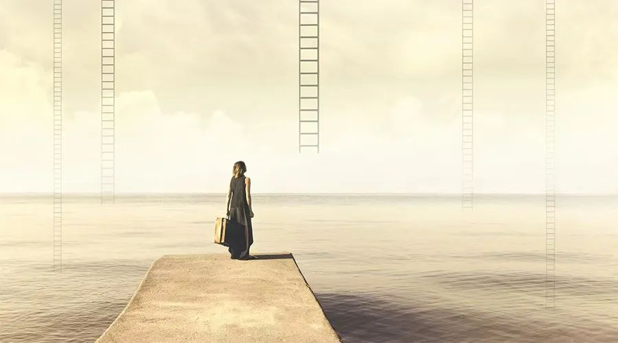 腾讯，摸着 DeepSeek 过河