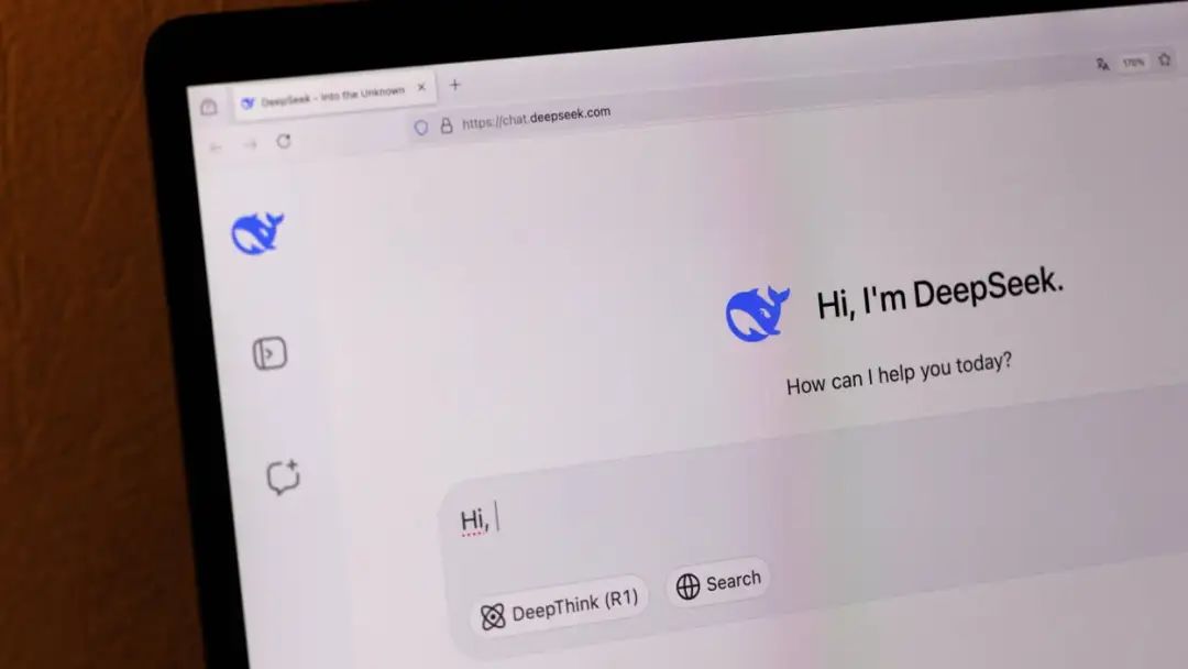 大语言模型简史：从Transformer（2017）到DeepSeek-R1（2025）的进化之路