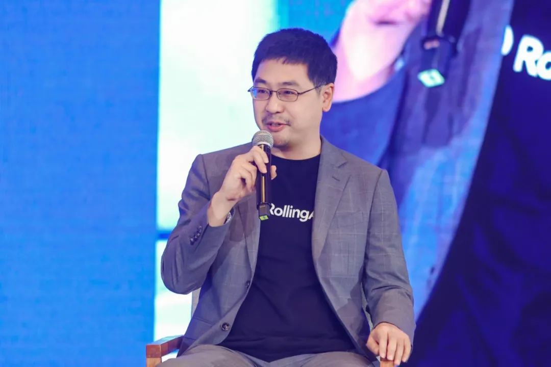 RollingAI创始人刘开出席2025年中国绿公司年会,解读AI商业化落地新思维