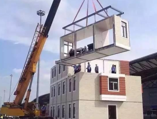 我们不再是“码农”,而是AI时代的“建筑师”